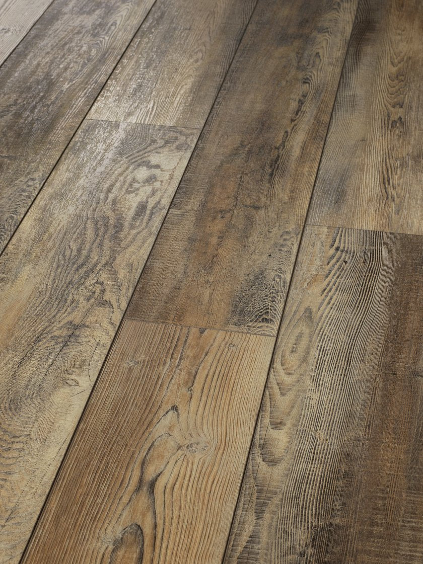 Shaw EverNorth LVP — Saggio
