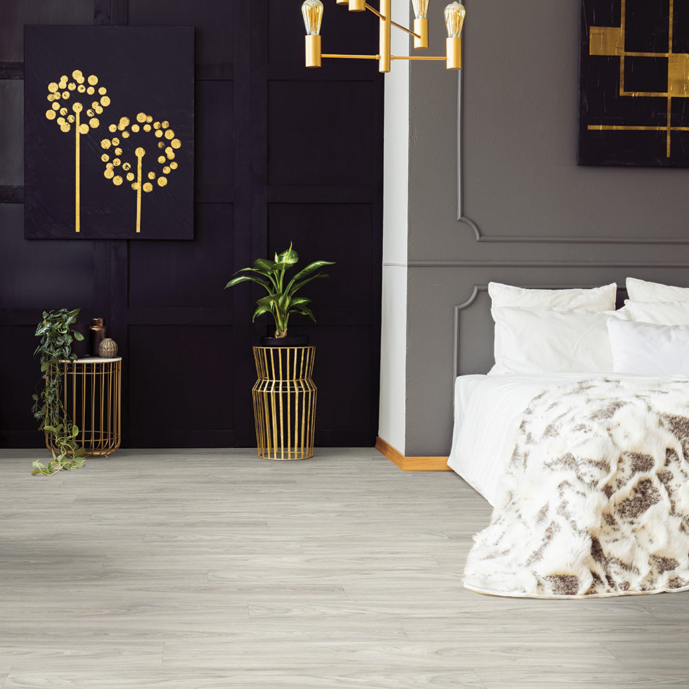 Beaulieu Atomic Chromium laminate - room scene